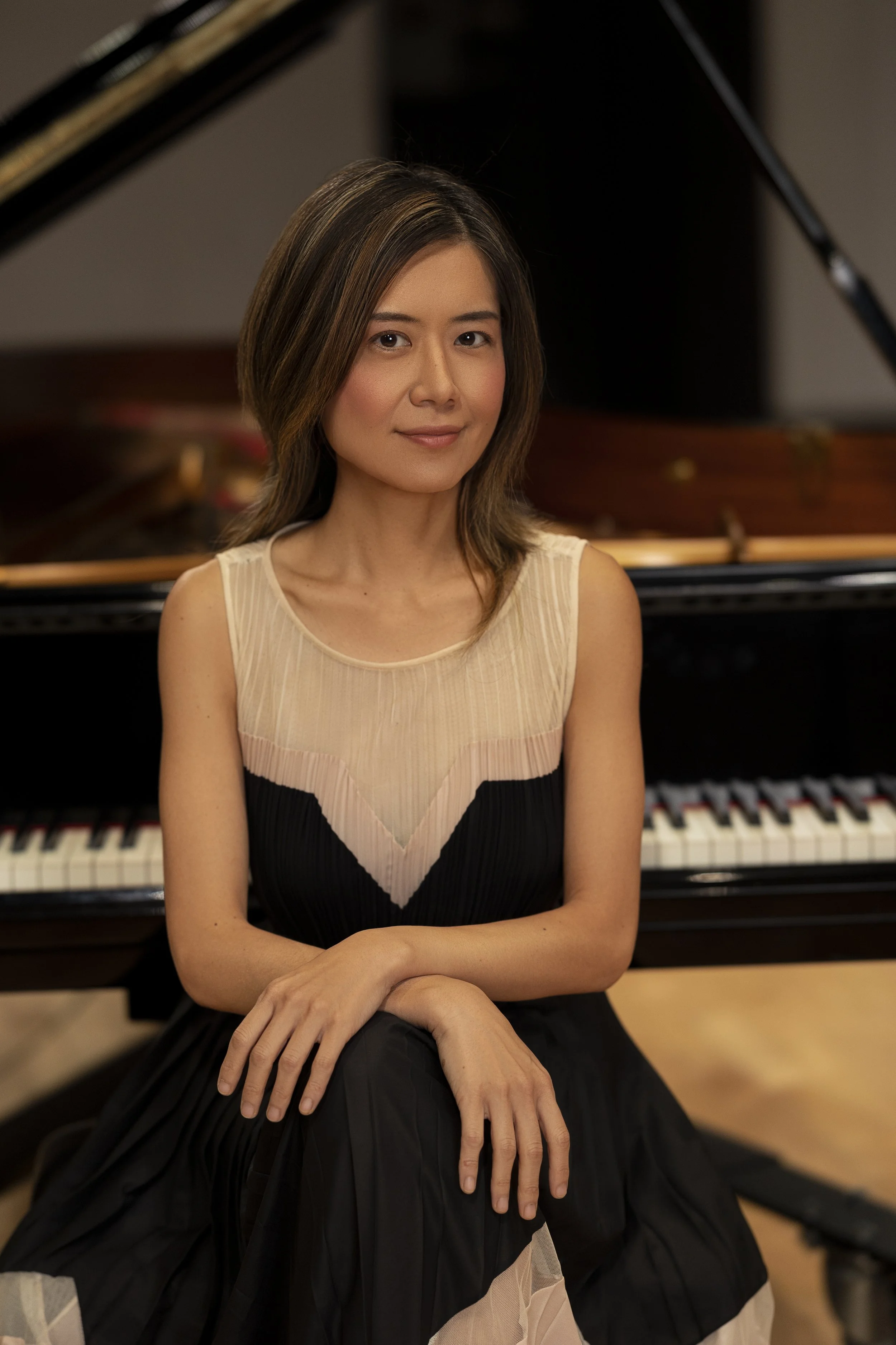 【中古】 Jasmin Arakawa: Klavierabend-solo Piano Recital-haydn, Schumann, Scriabin 輸入盤 About — JASMIN ARAKAWA